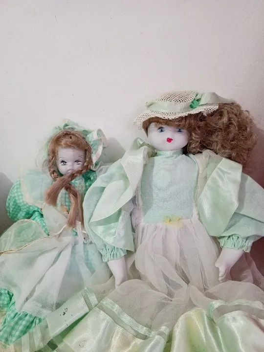 Bonecas de Porcelana - Lindas e Delicadas