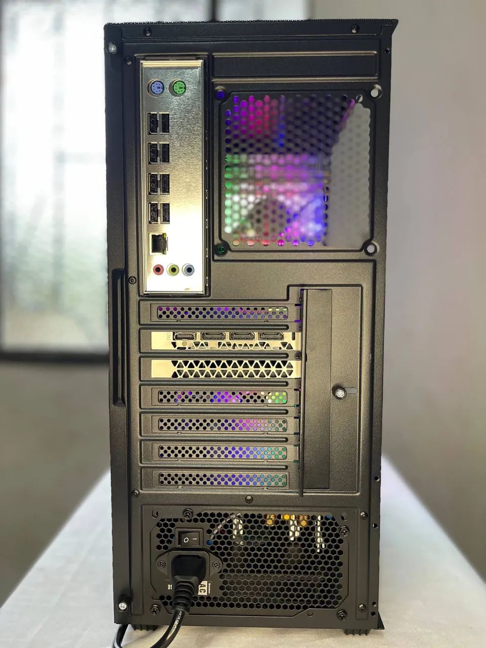 PC Gamer Intel Xeon 2680v4 2.9Ghz / RX 580 / 16GB DDR4 / SSD Nvme 256GB - Foto 3