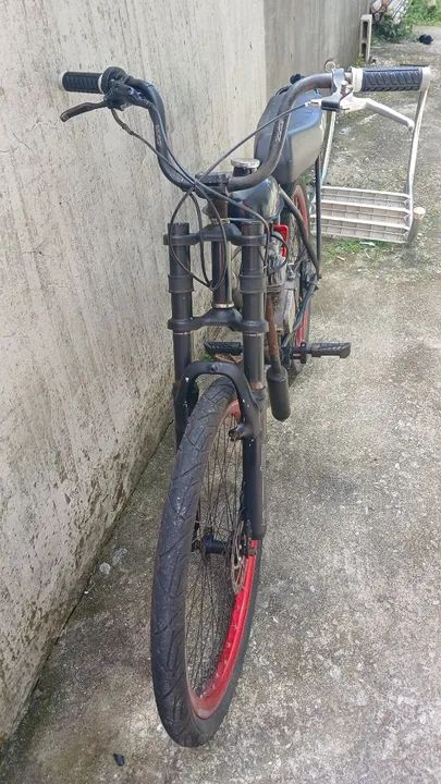 Vendo bicicleta motorizada ,motor de 80 cilindrada - Foto 2