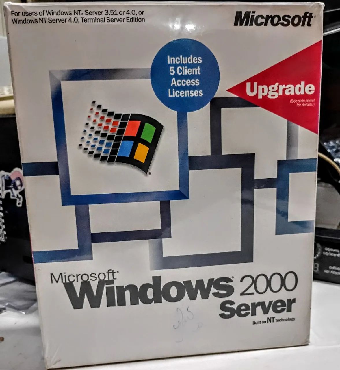 Windows 2000 Server, Caixa grande.64842043970947120
