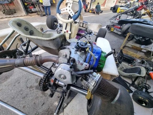 Kart Mega 2004 - Motor 18 Hp - Foto 5