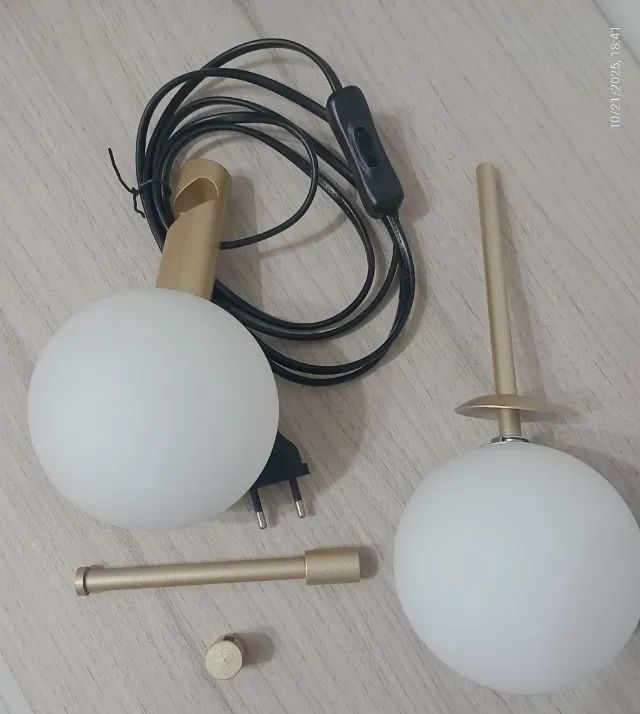 Arandela e Luminária (conjunto)- Modelo Moon Dourada - Westwing