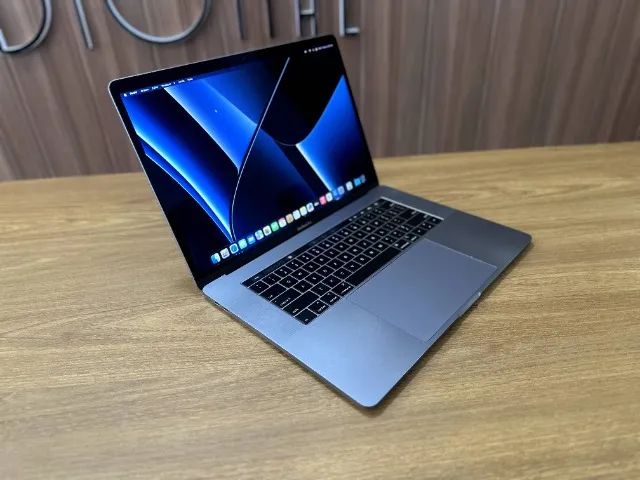 MACBOOK PRO, 32GB RAM, CORE i9, 512 SSD, A1990, 15.4 POLEGADAS