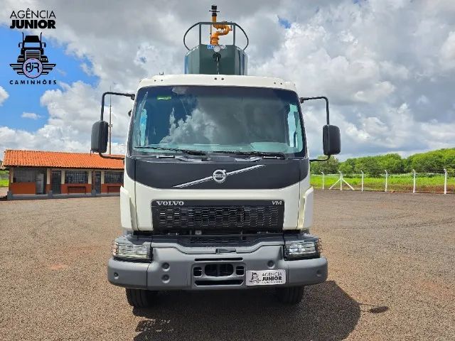 Volvo VM 330 ano 2022 traçado Bombeiro 20.000L novo, sem uso. - Foto 2