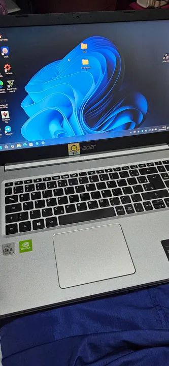 Notebook Acer com tela touchscreen