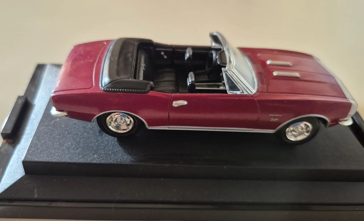 Miniatura Chevrolet Camaro Cabriolet Clássico 1967  - Foto 2