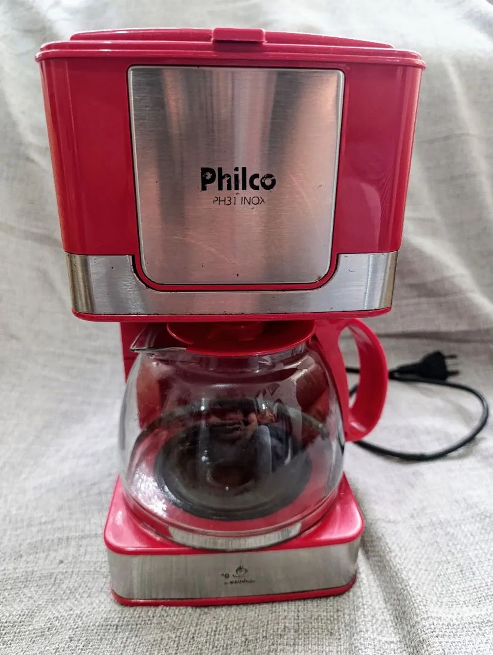 Cafeteira Philco PH31 Inox - Vermelha