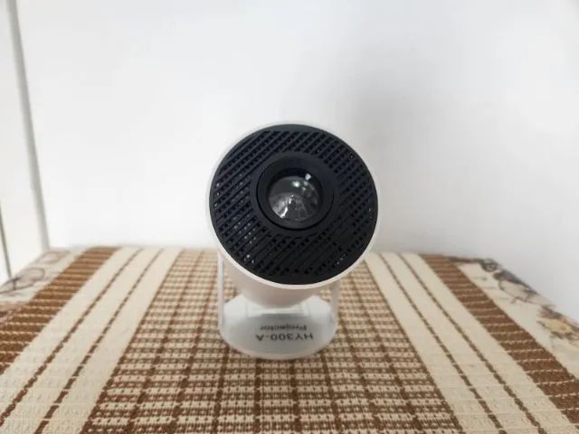 HY 300 Projector with Android, New, with Warranty
