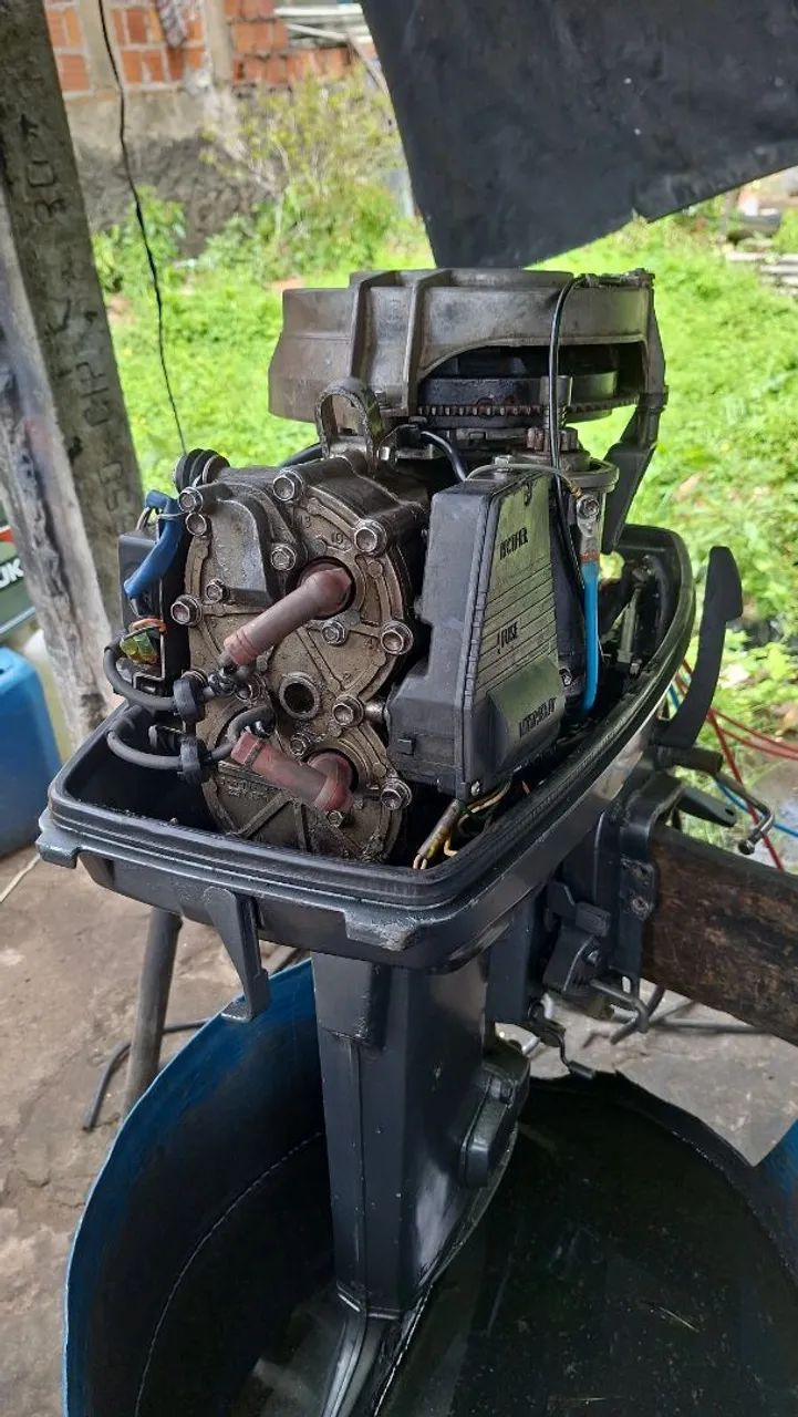 Vendo motor de popa suzuki 40hp  - Foto 5