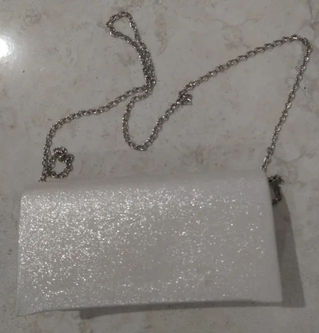 bolsa nova pequena nunca foi usada