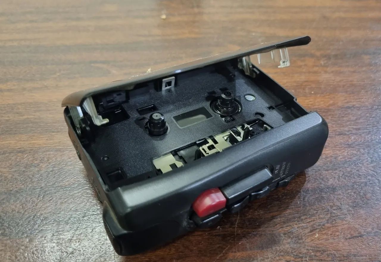 Antigo Mini Gravador Panasonic RQ-L309 - NÃO FUNCIONA - Foto 2