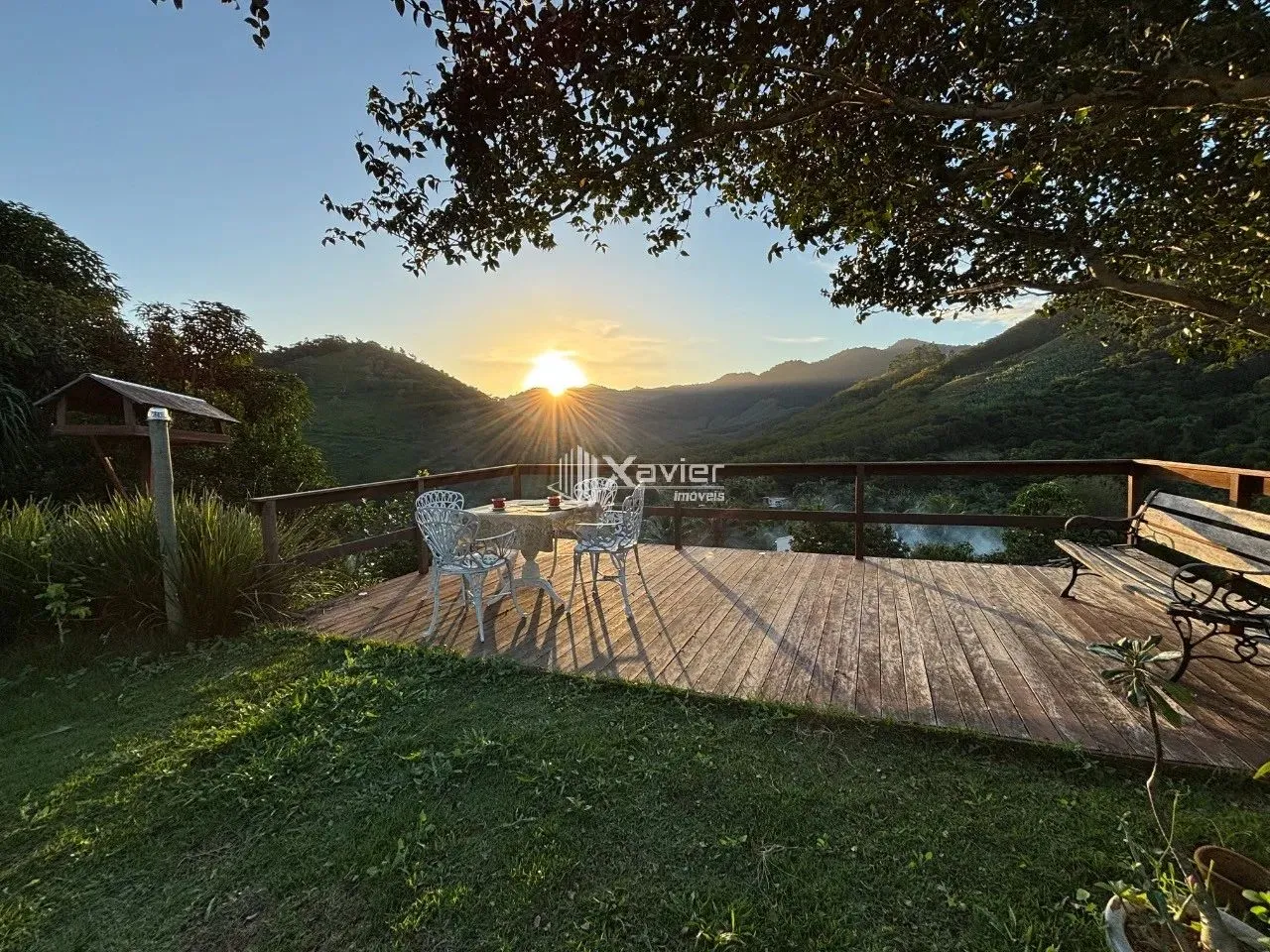 Chácara com 3.800 m² à venda na Rota da Ferradura - Casa + 3 chalés, lazer completo, pomar
