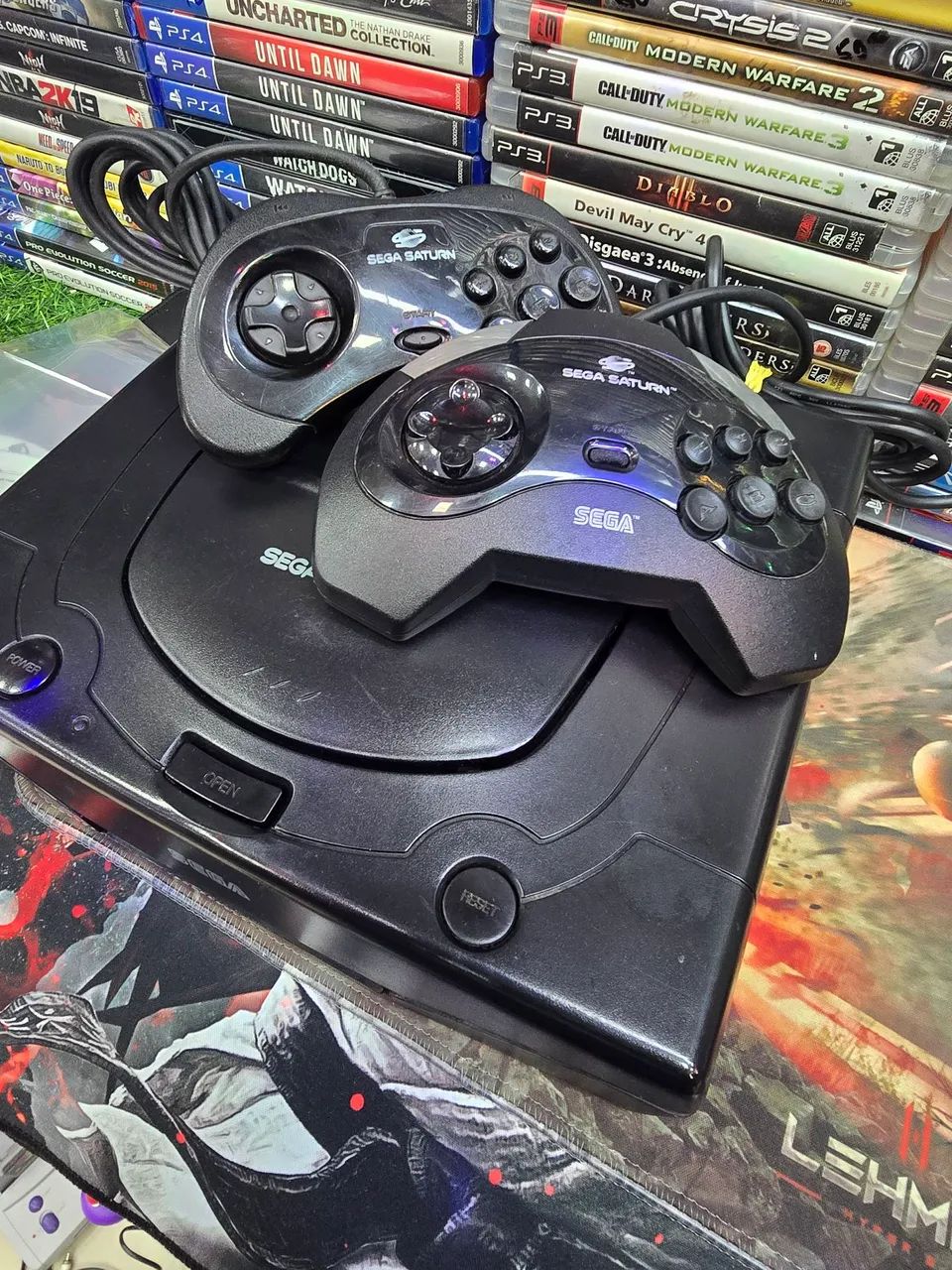 Sega Saturn Console + 2 Controles - DESBLOQUEADO 