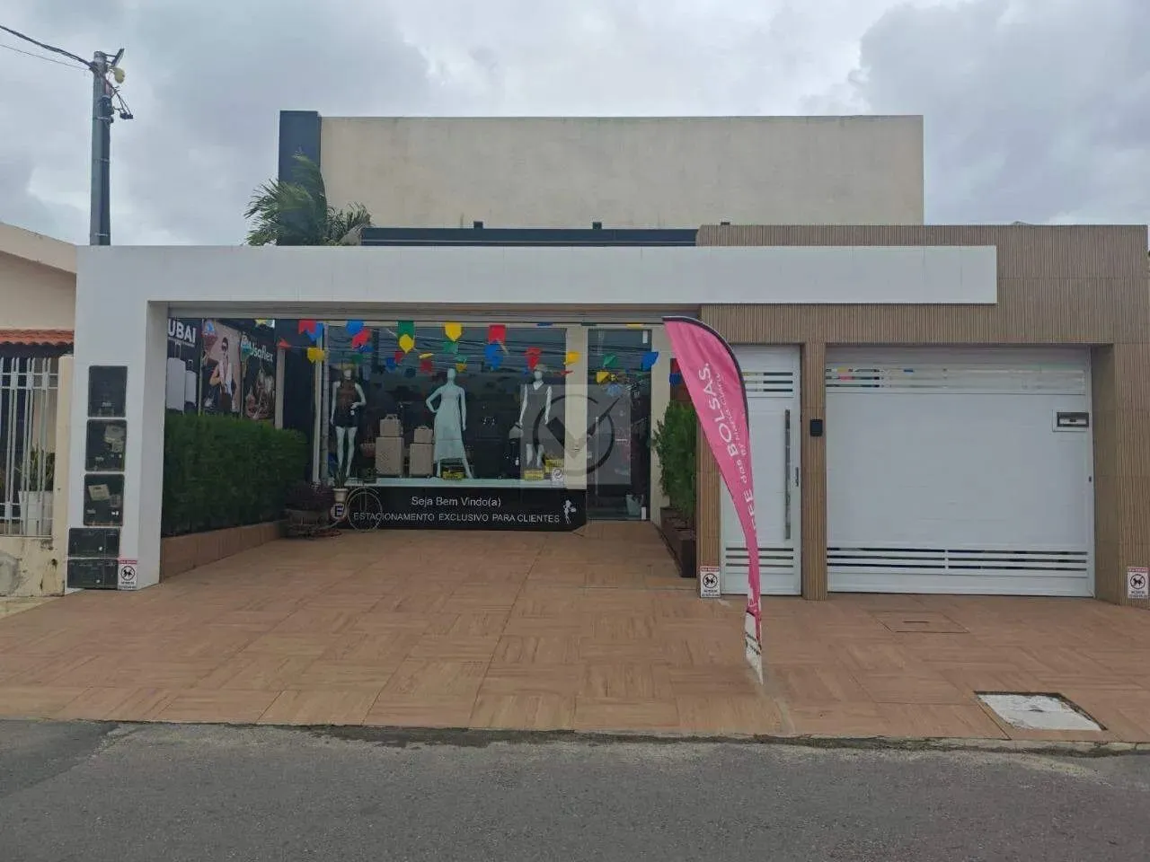 Ponto Comercial para aluguel, 2 vagas, Jabotiana - Aracaju/SE