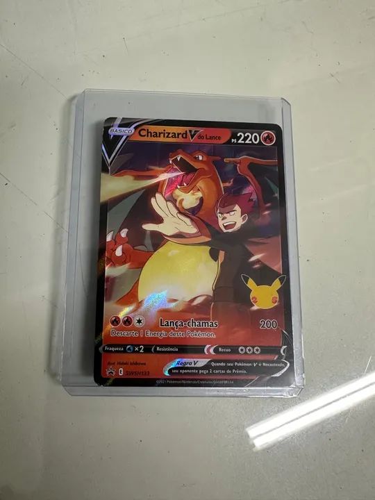 Carta Pokemon - Charizard V do Lance - SWSH133 - Foto 3