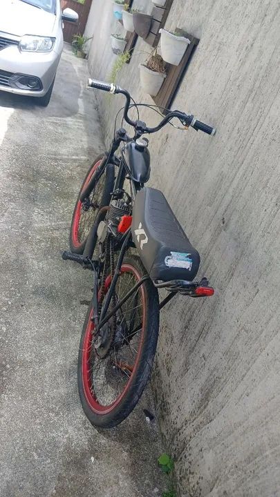 Vendo bicicleta motorizada ,motor de 80 cilindrada - Foto 3