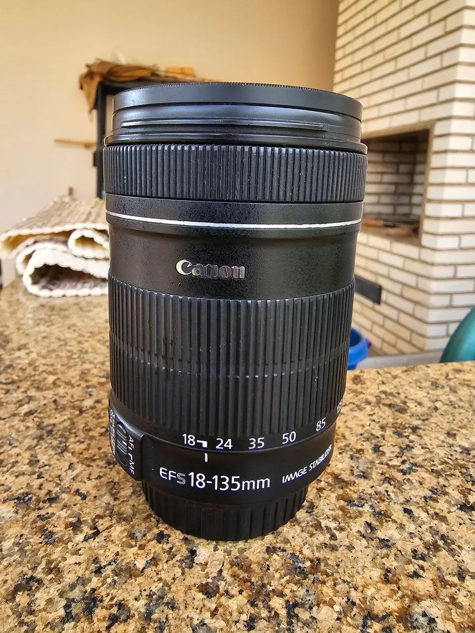 Lente Canon EF-S 18 135mm IS 
