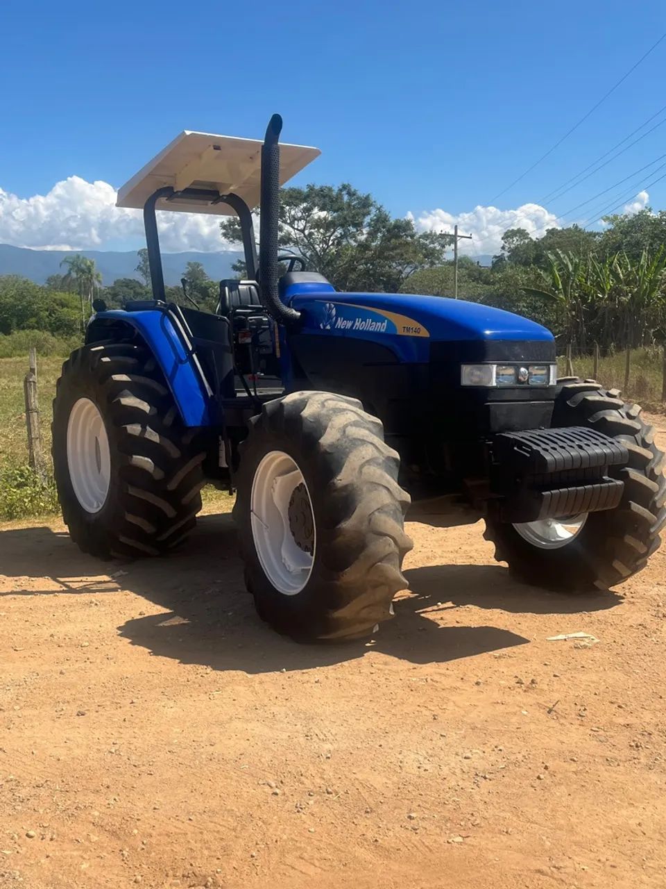 Vende um trator tm 140 New Holland ano 2002 - Foto 3