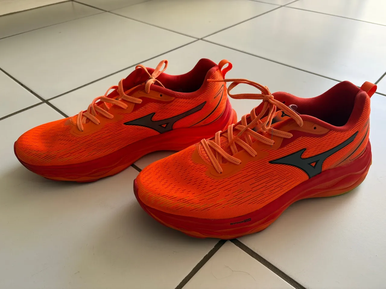 Tênis Mizuno Wave Neo Ultra Laranja - Novo!