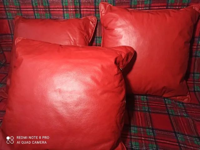 Conjunto  de  três  almofadas  em courino - Foto 2