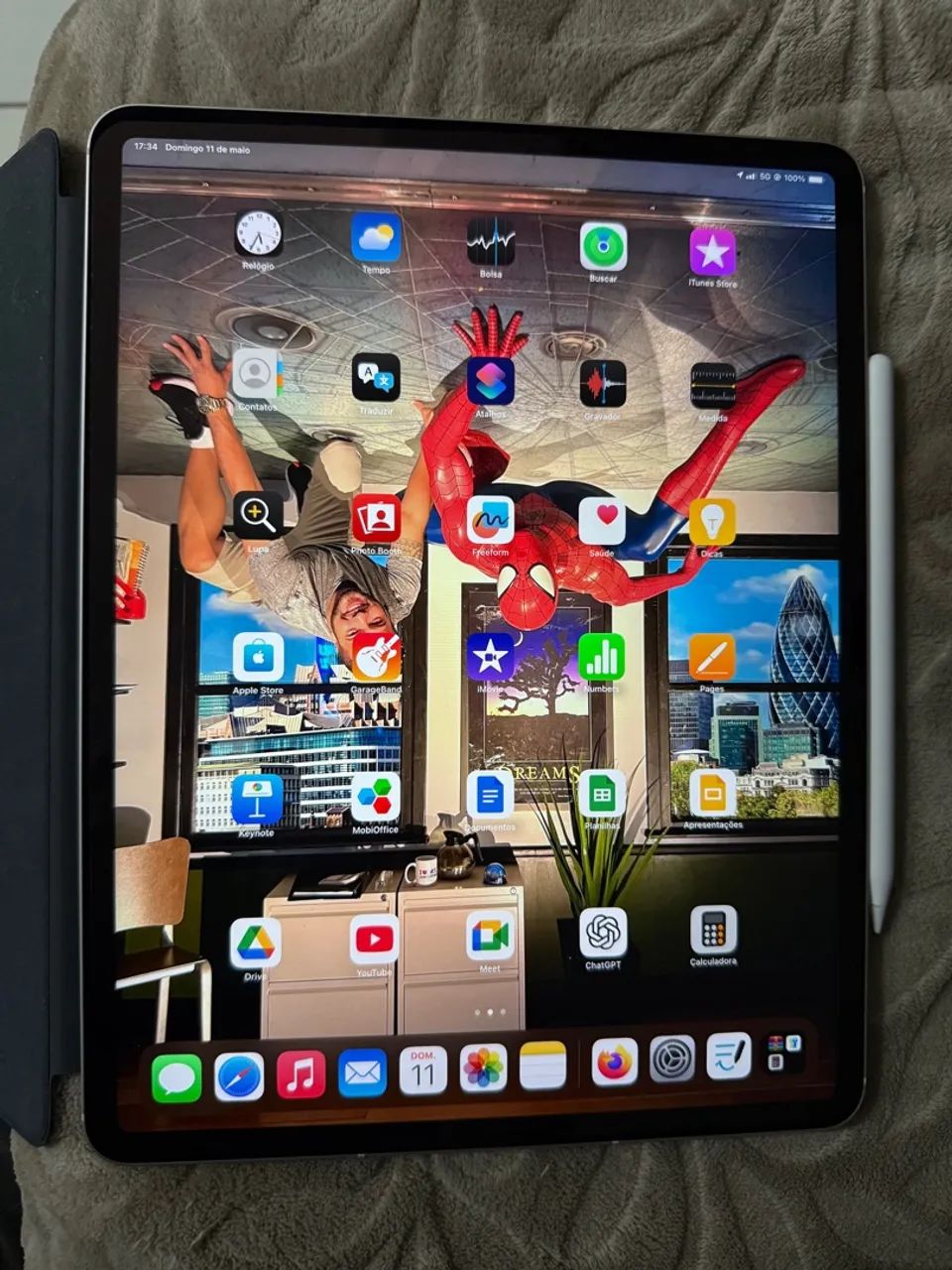 iPad Air 13 polegadas Wi-Fi + Cellular 128GB - Estelar