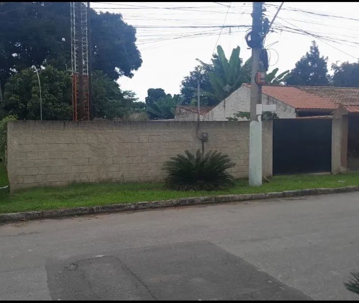 Terreno próximo da fábrica da coca cola