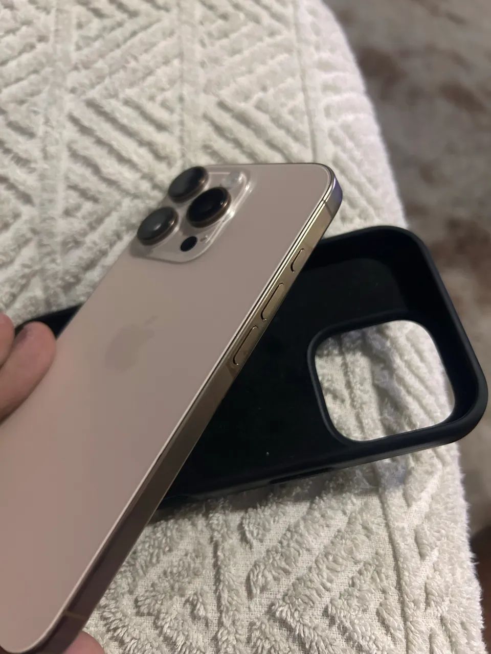 IPHONE 16 PRO - Foto 5