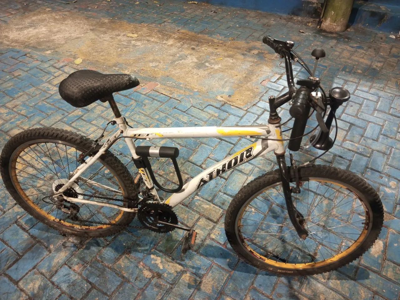 Bicicleta+Cadeado Trava em U - Foto 2