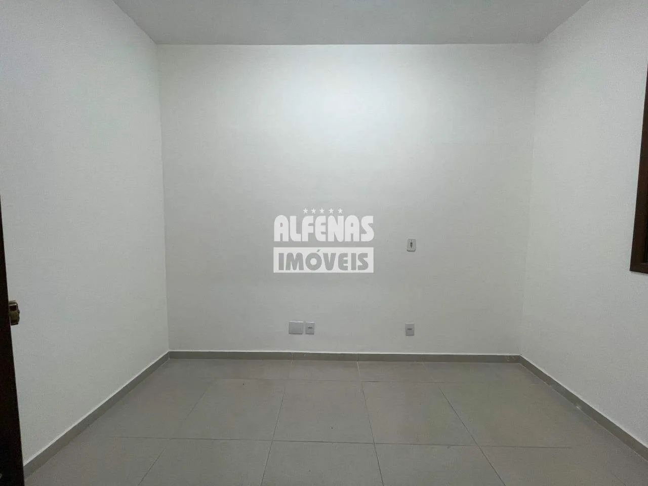 Excelente Casa comercial com 3 quartos 1 suíte. - Foto 4