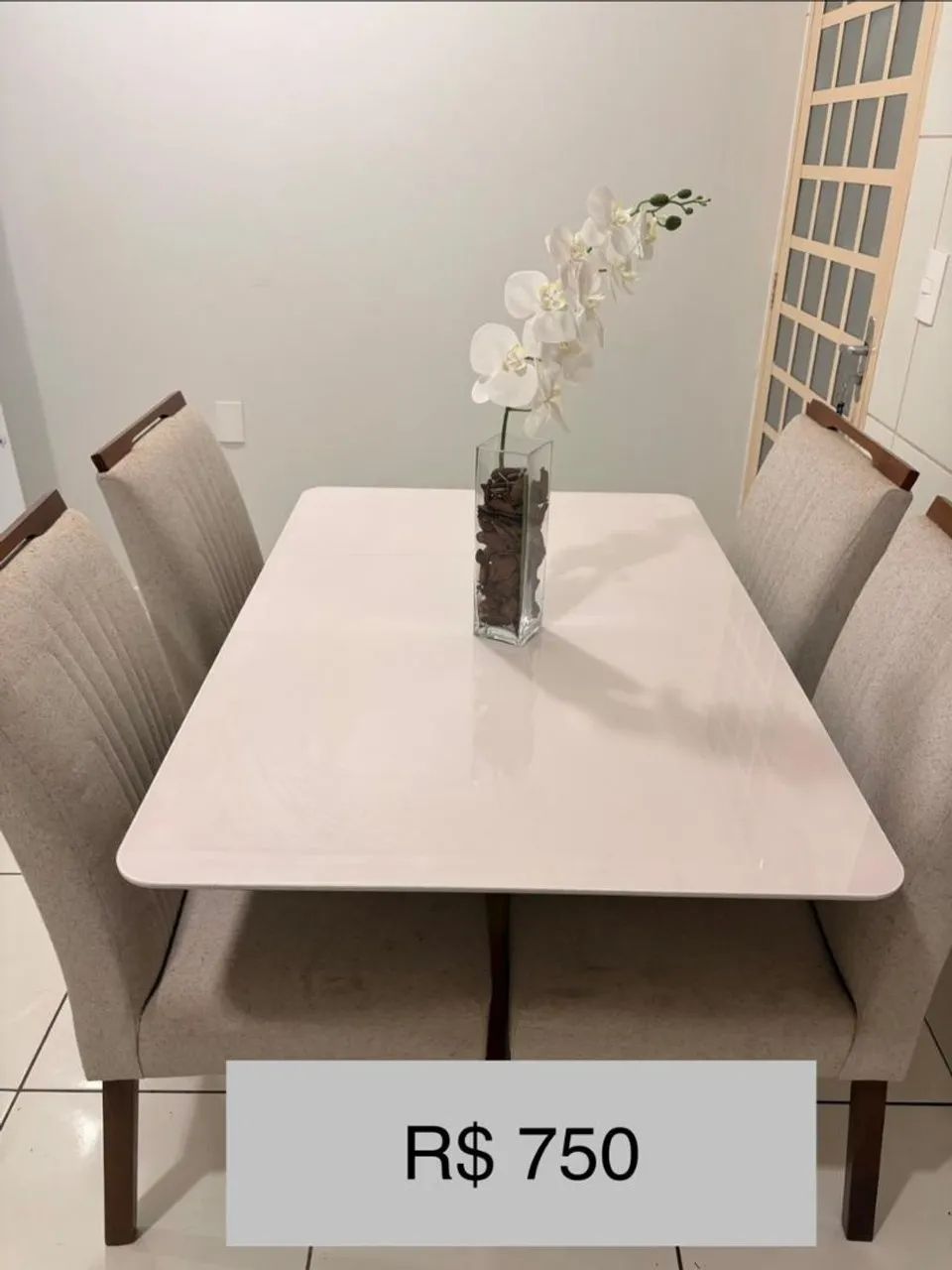 Mesa trincado vidro