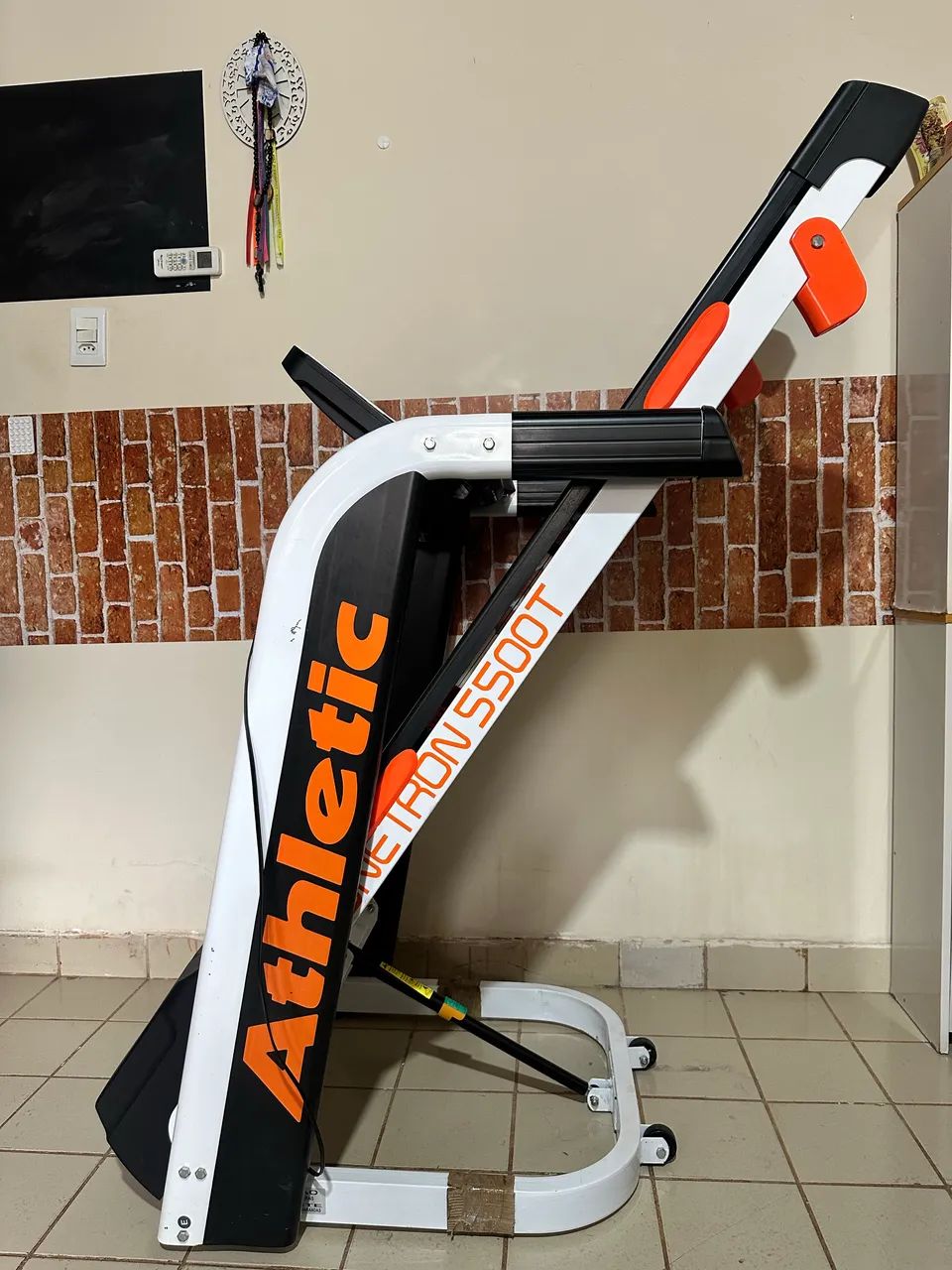 Esteira Athletic - Aceito proposta - Foto 5