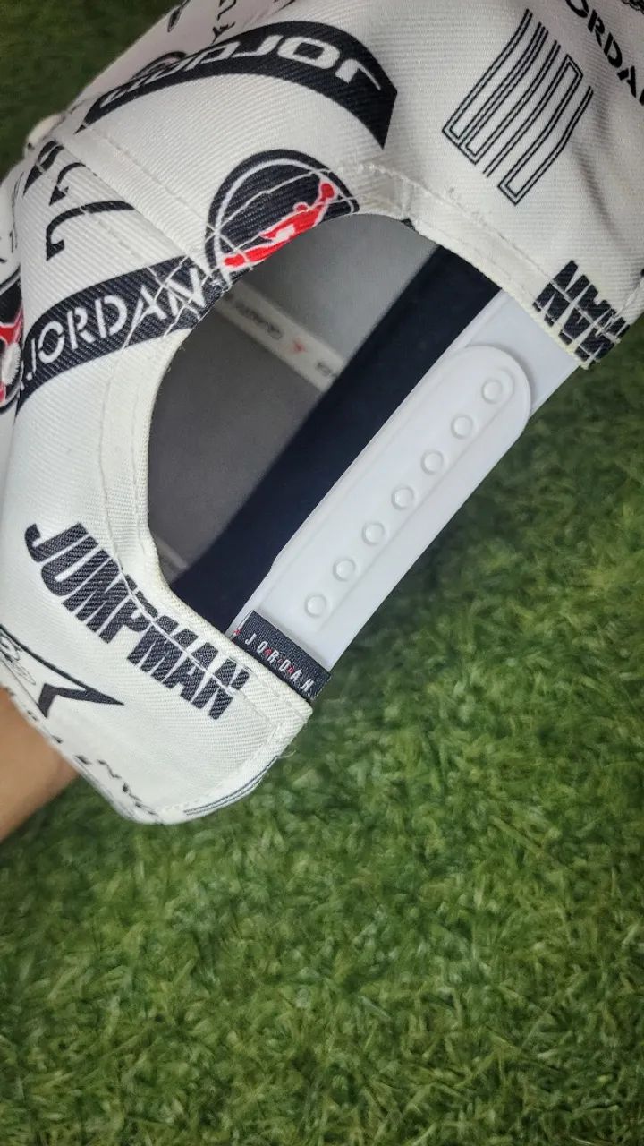 Boné Air Jordan Pro Graphic Hat White Snapback Usado Original - Foto 3