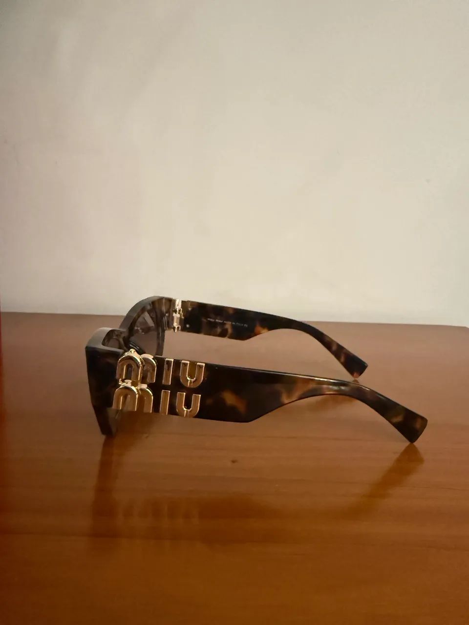Óculos tartaruga Miu Miu  - Foto 2