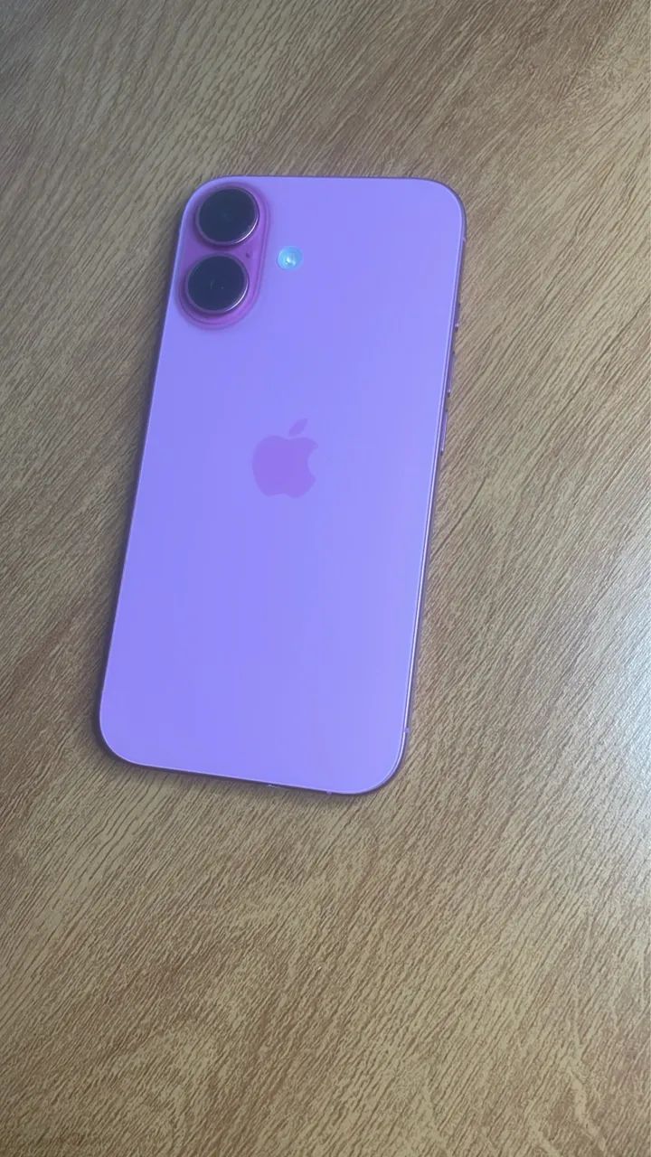 iPhone 16
