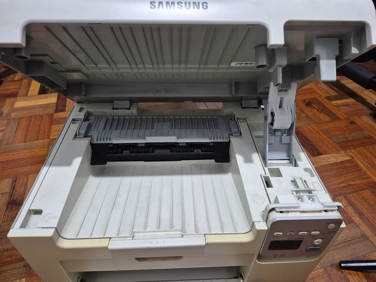 Impressora multifuncional Sansung (SCX -3405W) - Foto 2