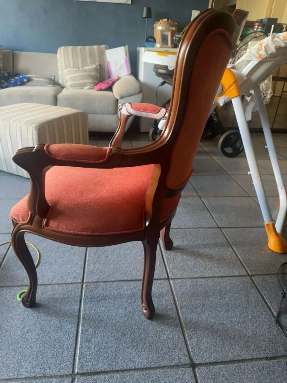 Poltronas Antigas estilo Luis Xv - Foto 2