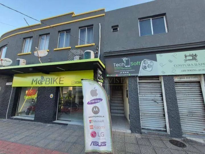 Sala comercial para alugar no bairro Estreito, em Florianópolis.