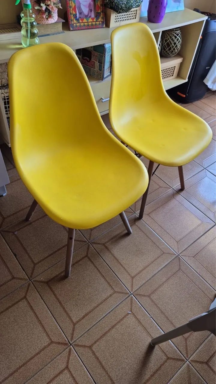 Vendo cadeiras estilo Eiffel  - Foto 2