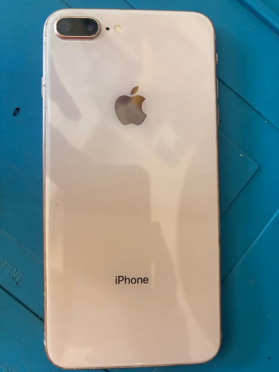 iPhone 8 Plus 