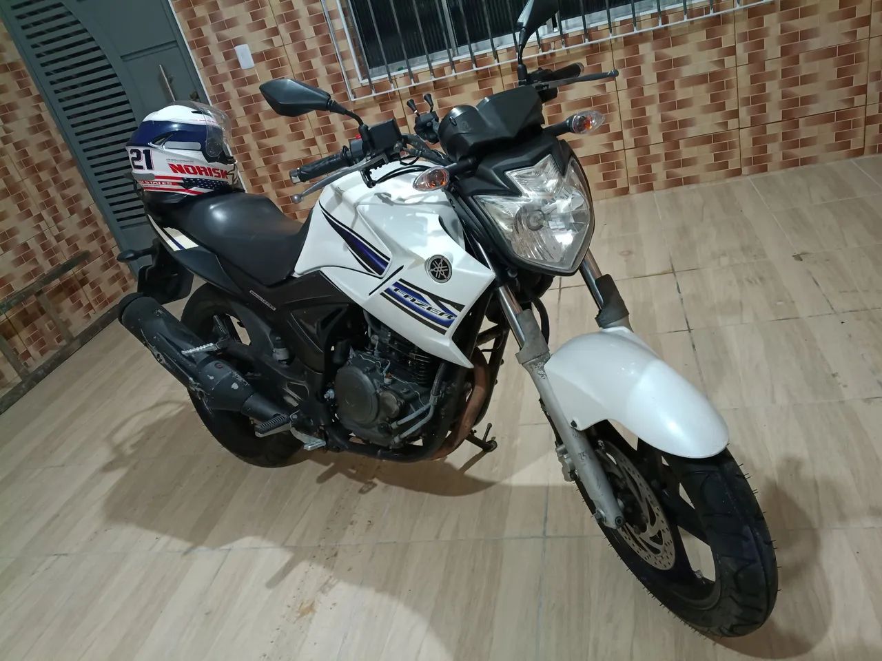 Fazer 250