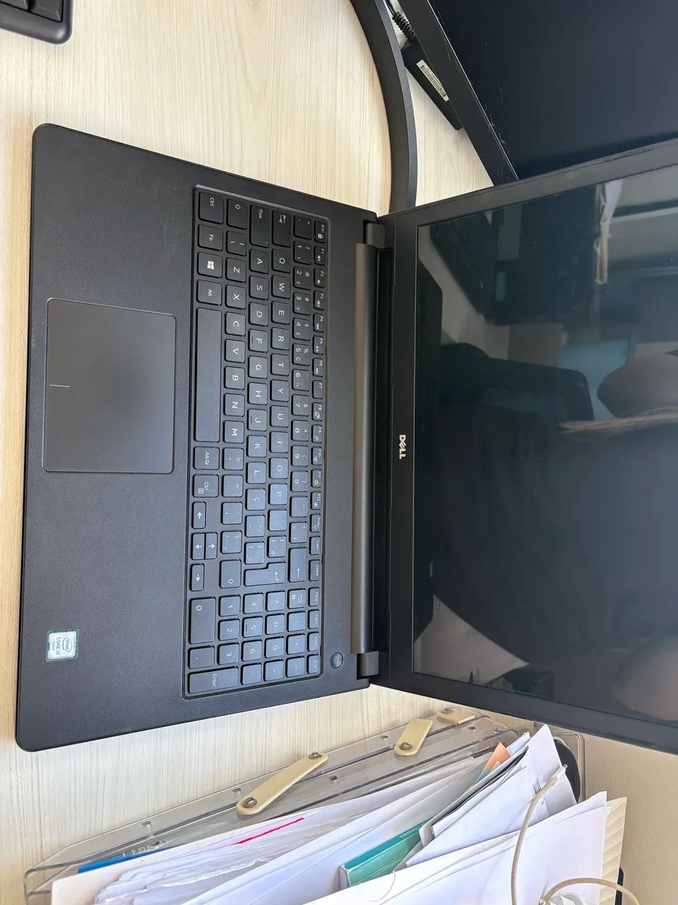 Notebook Dell Inspiron, processador Intel core i3, memória Ram 4GB,Tela de 15,6 polegadas.