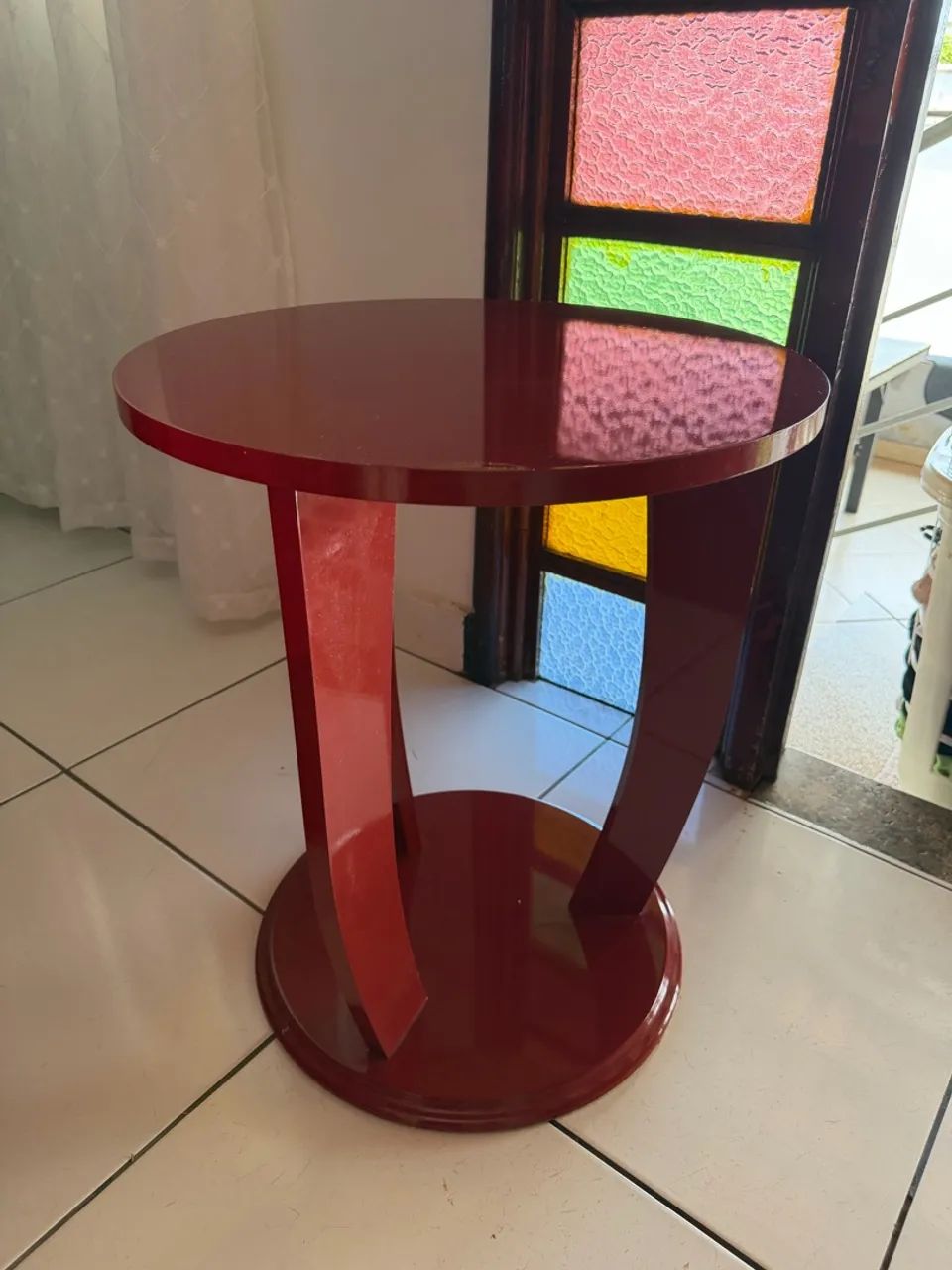 Mesinha lateral vermelha  - Foto 5
