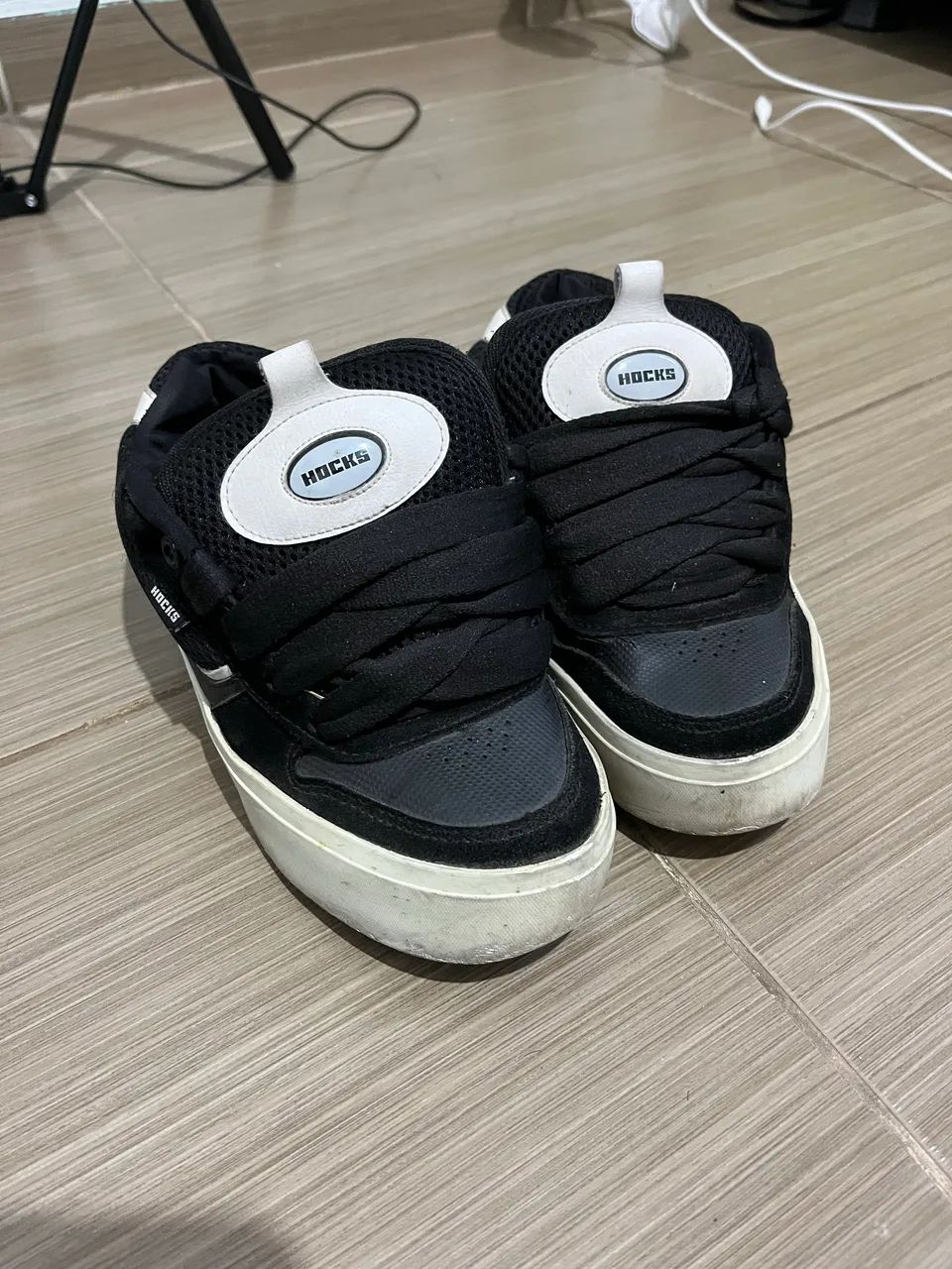 Vende - se tênis Hocks  - Foto 4