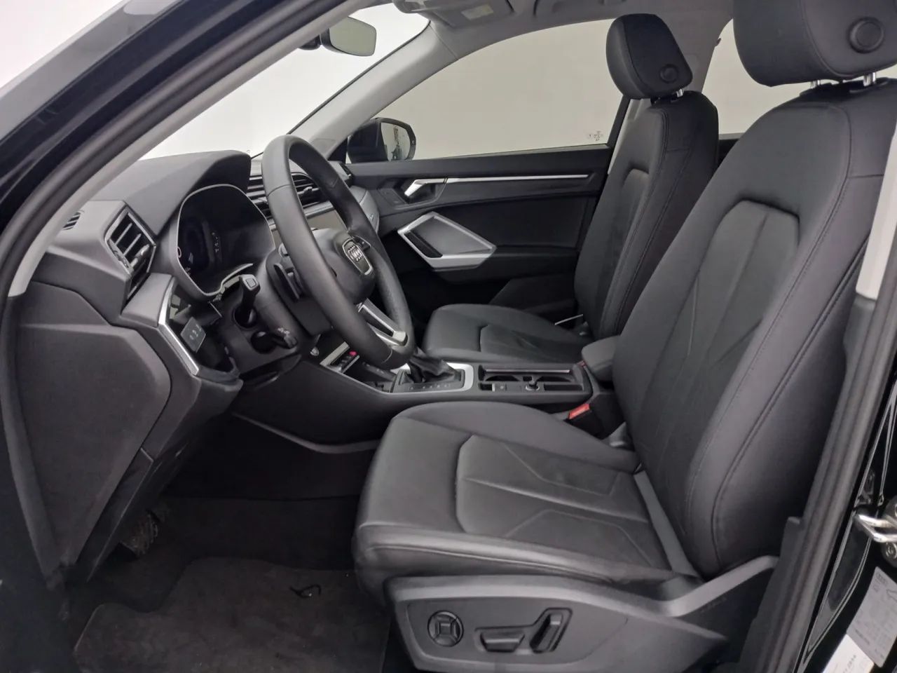 Audi Q3 Performance 2.0 TFSI Tiptr. Quattro, foto 16 de 18