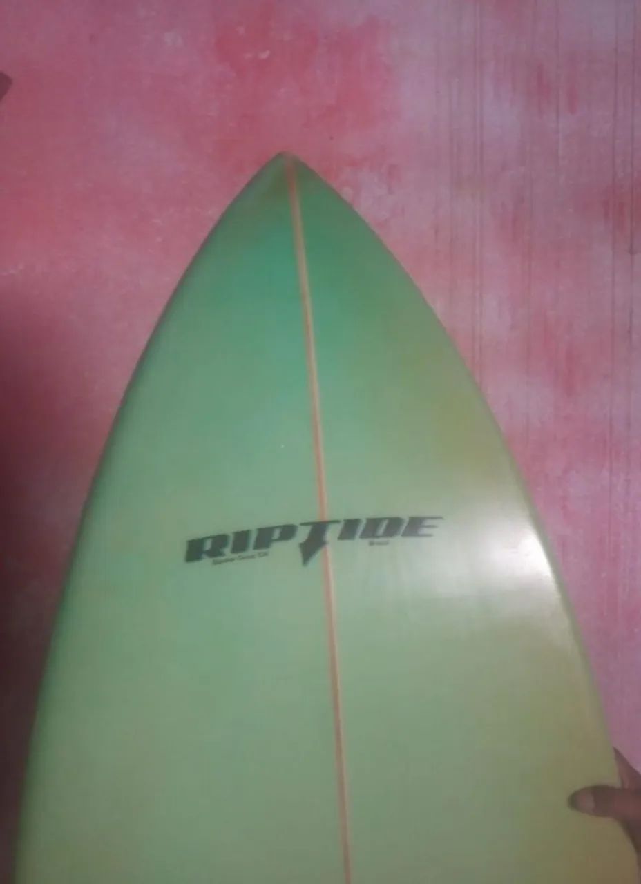 VENDE-SE PRANCHA SURF MARCA RIPTIDE 6.4 x 30lts. MARCA DE SANTA CRUZ CALIFÓRNIA. - Foto 5