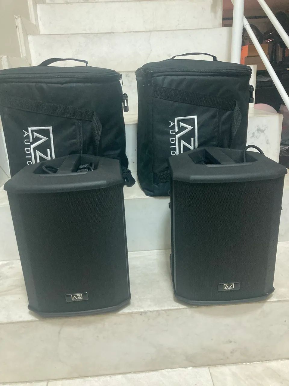 Kit 2 Caixas de Som AZ-1 Compacta + bolsa Case - Estado de Nova (Usada Apenas 3x) - Foto 2