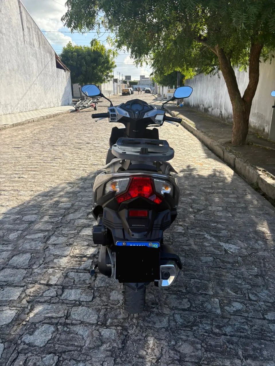 Vende-se Honda Elite 125cc automática, super nova - Foto 2