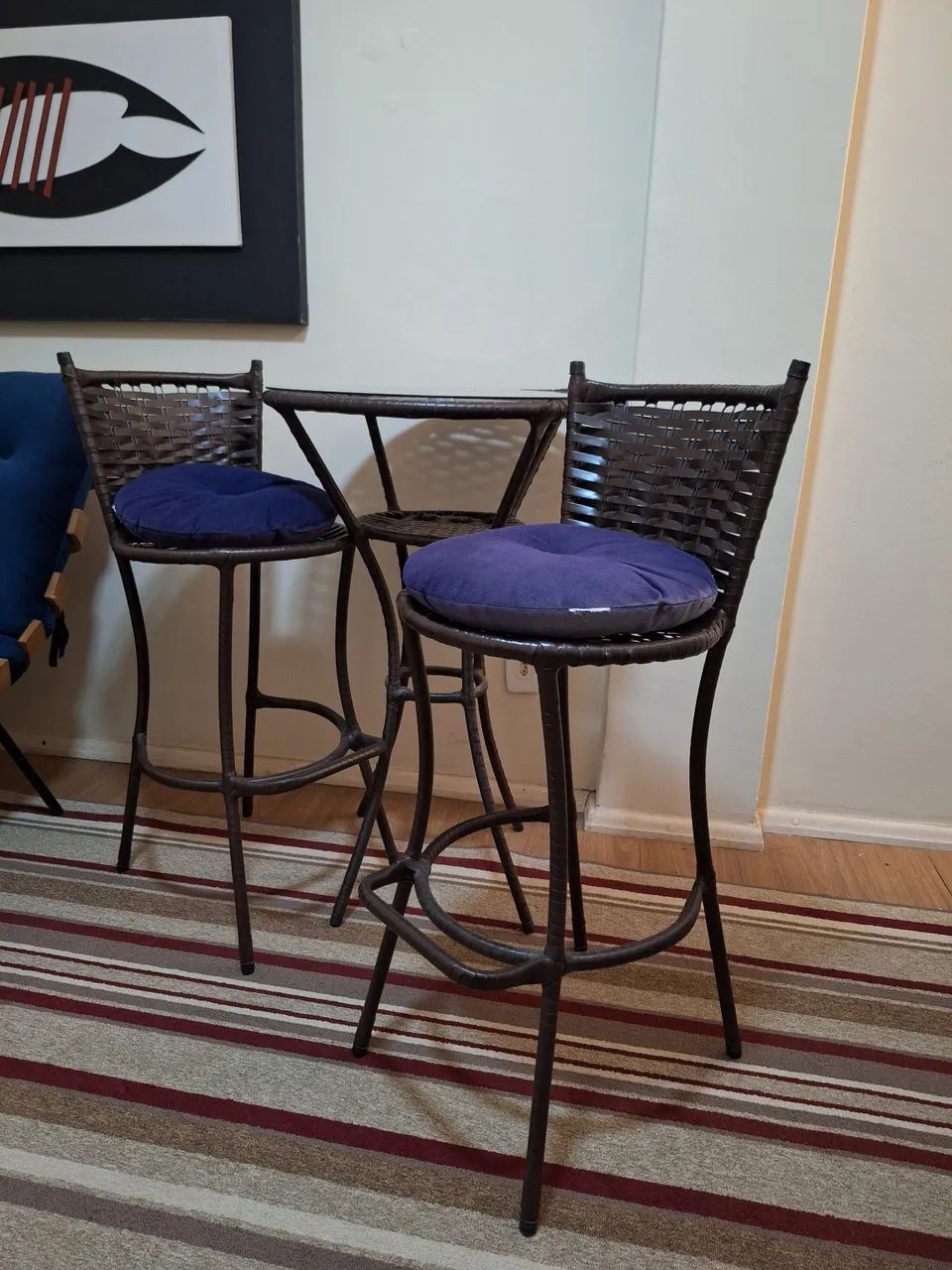 Mesa Bistro com bancos altos e almofadas - Foto 5