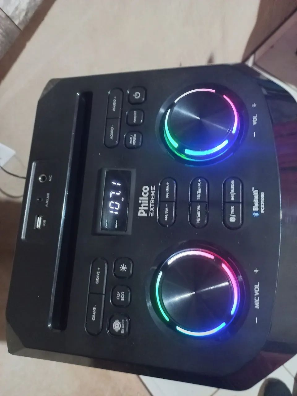 Vendo esso som "caixa" com 2 meses de uso - Foto 2