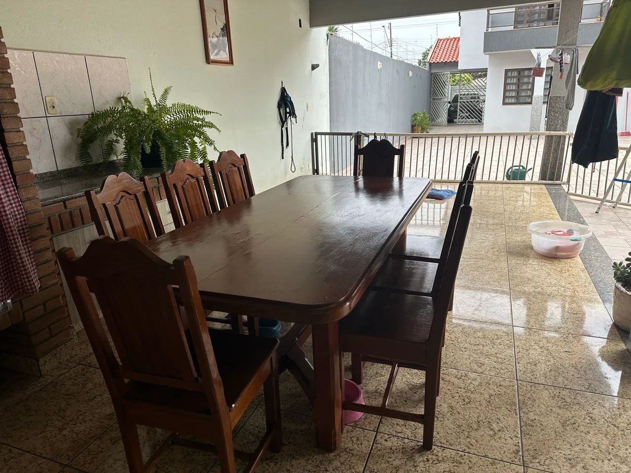 Mesa com 8 cadeiras maciça - Foto 3